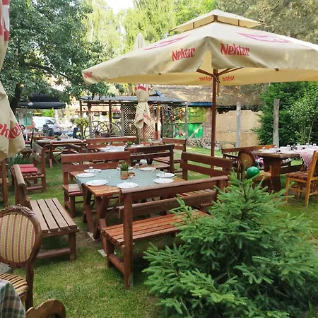 Brvnara Etno Selo Dukat