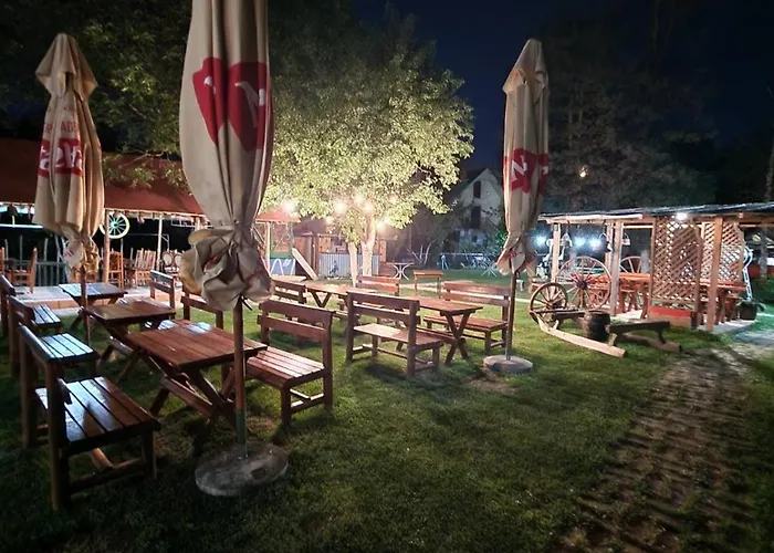 Etno Selo Dukat Шале *