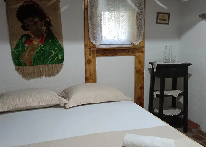 Шале Etno Selo Dukat *